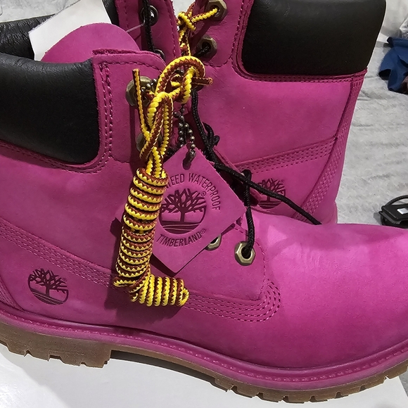 Pink Timberland  boots US size 8 - Picture 6 of 11